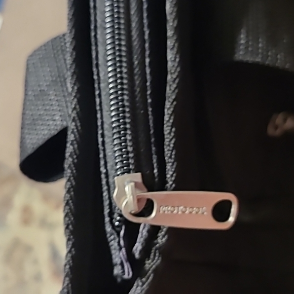 PROTOCOL 19" TOTE CARRY ON BAG BLACK - Picture 7 of 11